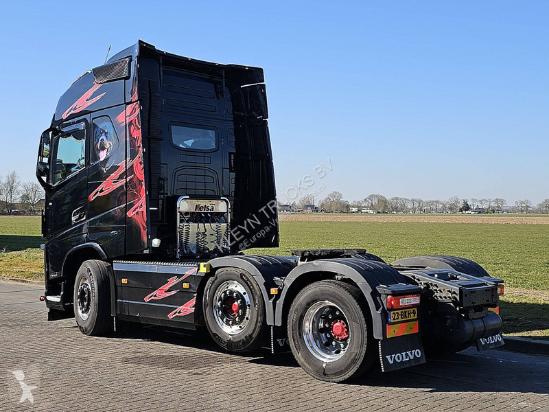 Traktor Volvo 6X2 ALCOA XENON SHOW