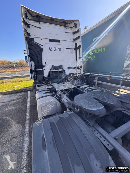 Traktor Renault