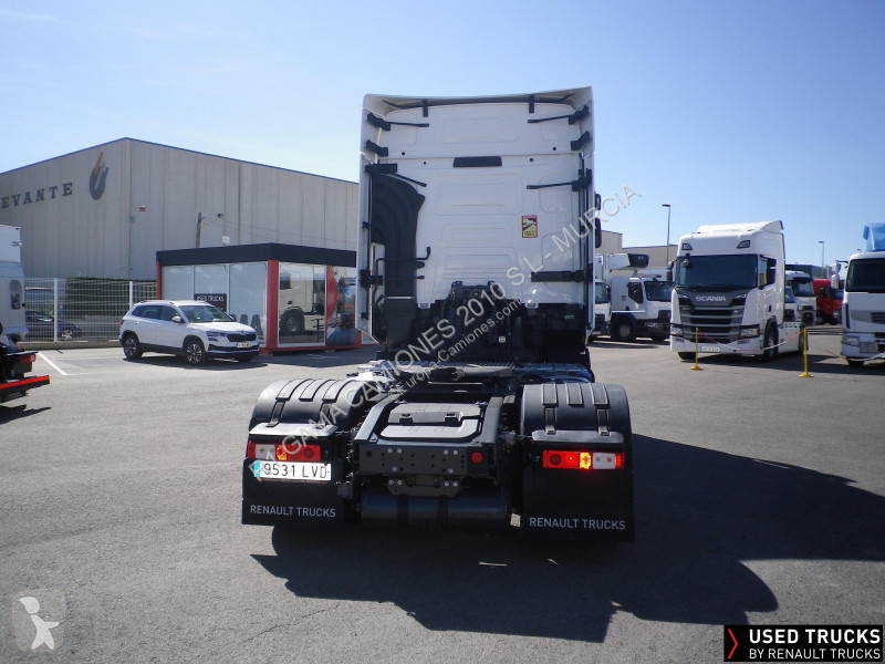 Traktor Renault