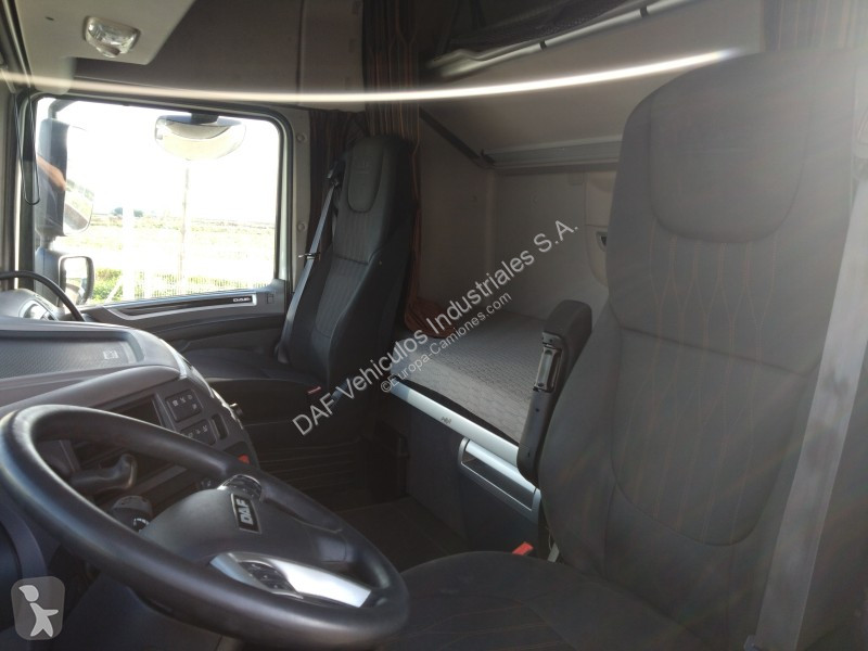 Traktor DAF 430 FT 4X2
