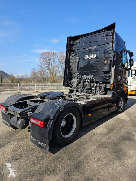 Tractor Renault