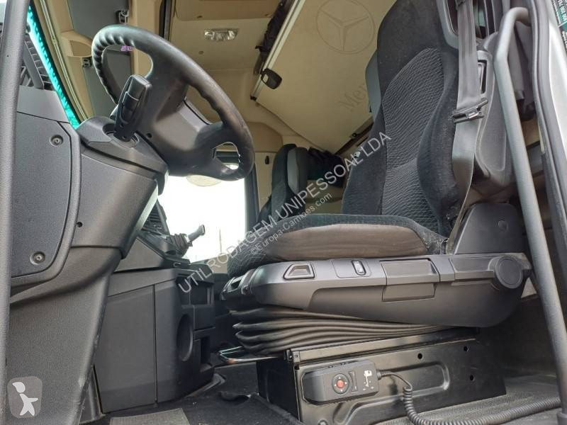 Traktor Mercedes