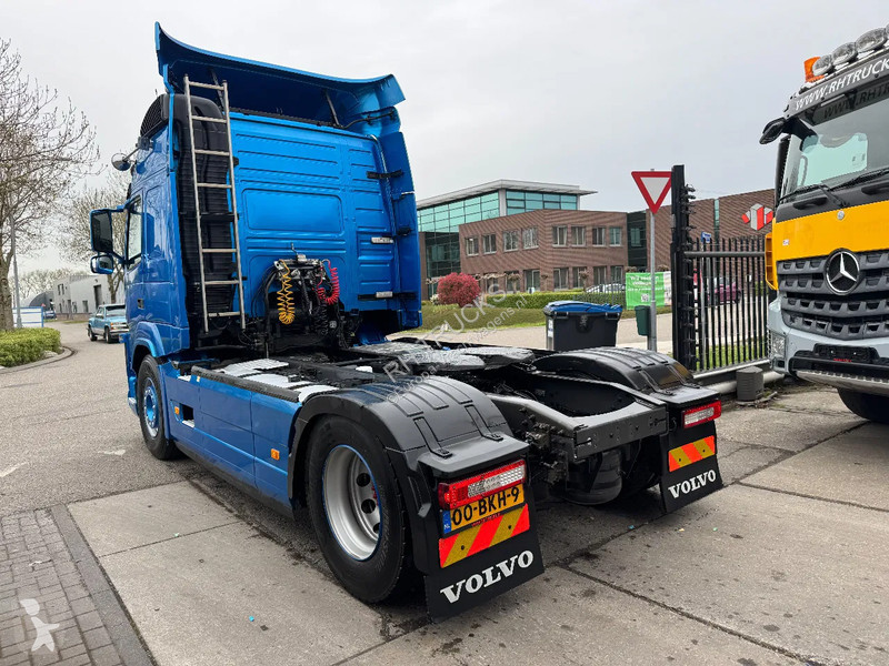 Trekker Volvo FM 370 4X2 EURO 6 SKIRTS TÜV TILL...