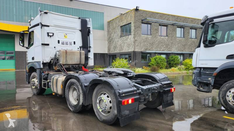 Traktor Mercedes