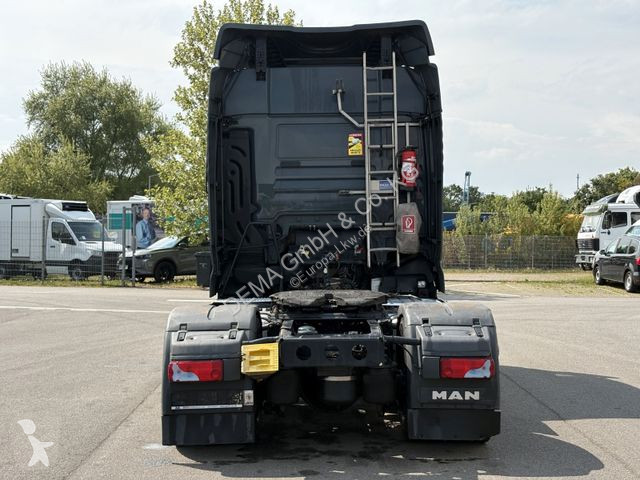 Traktor MAN...