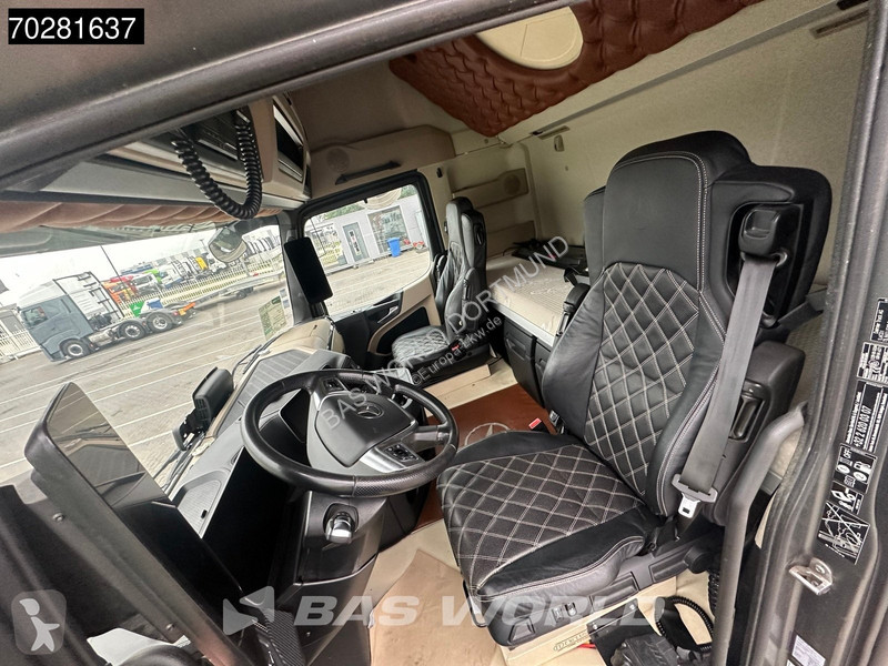 Traktor Mercedes 2163 4X2 Edition 2! GigaSpace...