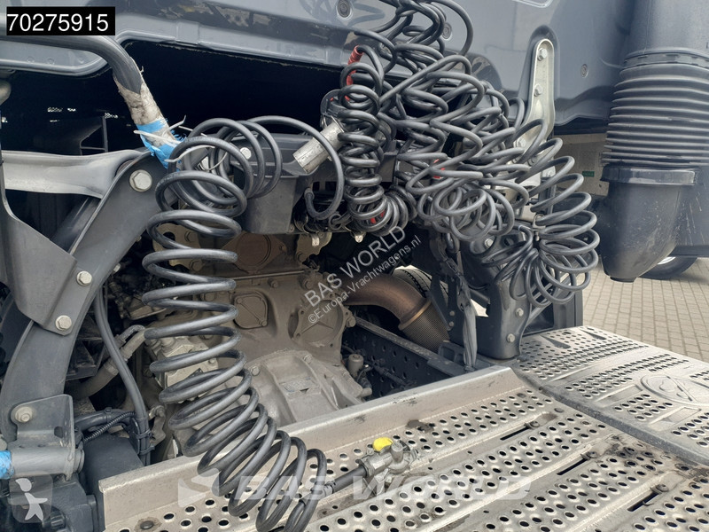 Traktor Mercedes 1851 4X2 BigSpace 2x Tanks