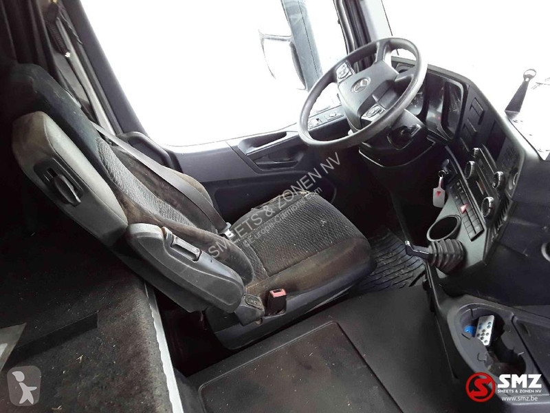 Traktor Mercedes 3351 lames steel