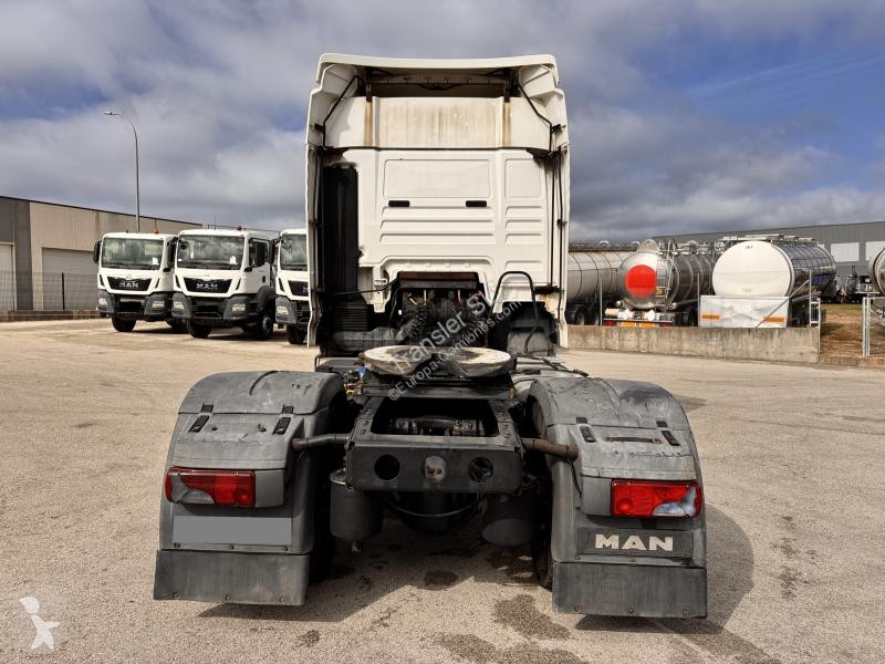 Traktor MAN 18.430