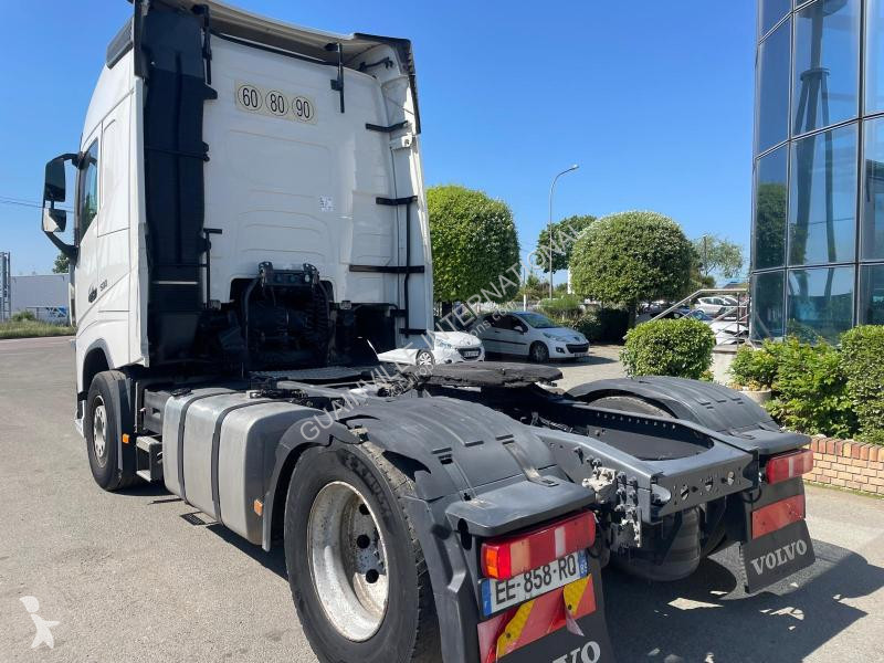 Traktor Volvo 500