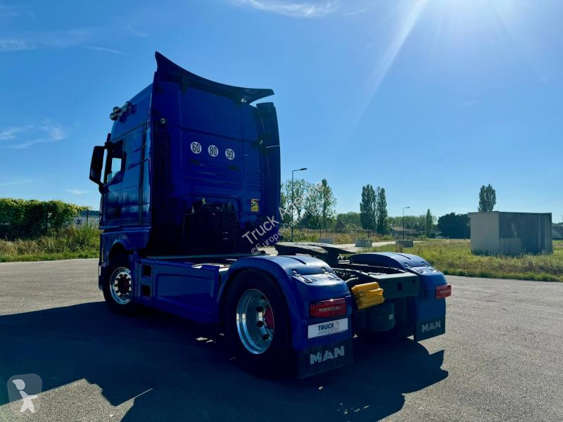 Traktor MAN 18.510