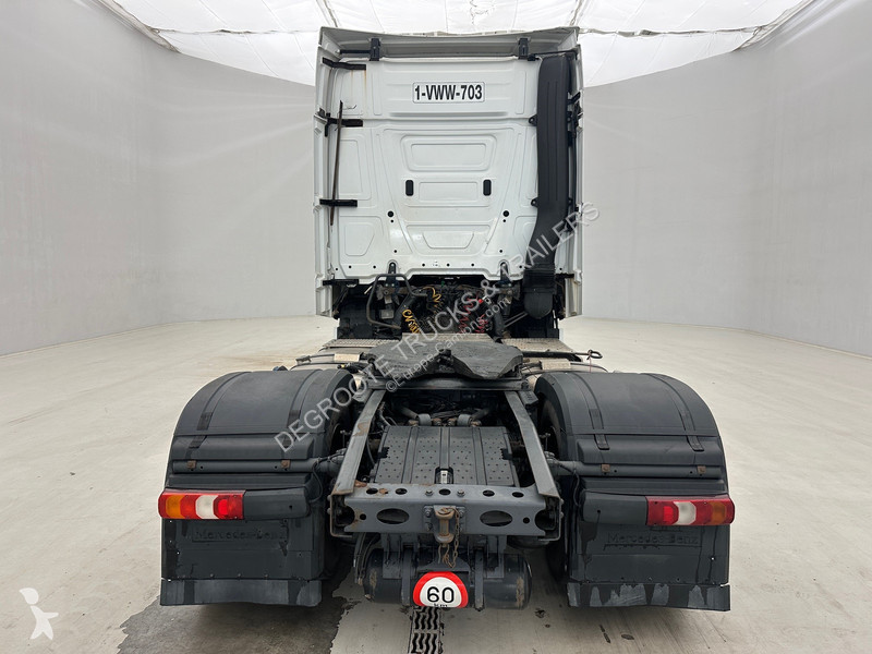 Traktor Mercedes 1842
