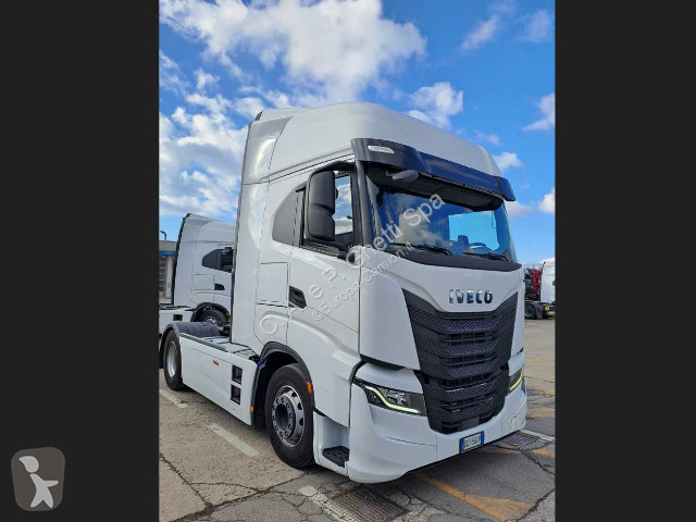 Tracteur Iveco S-Way AS440S48T/P