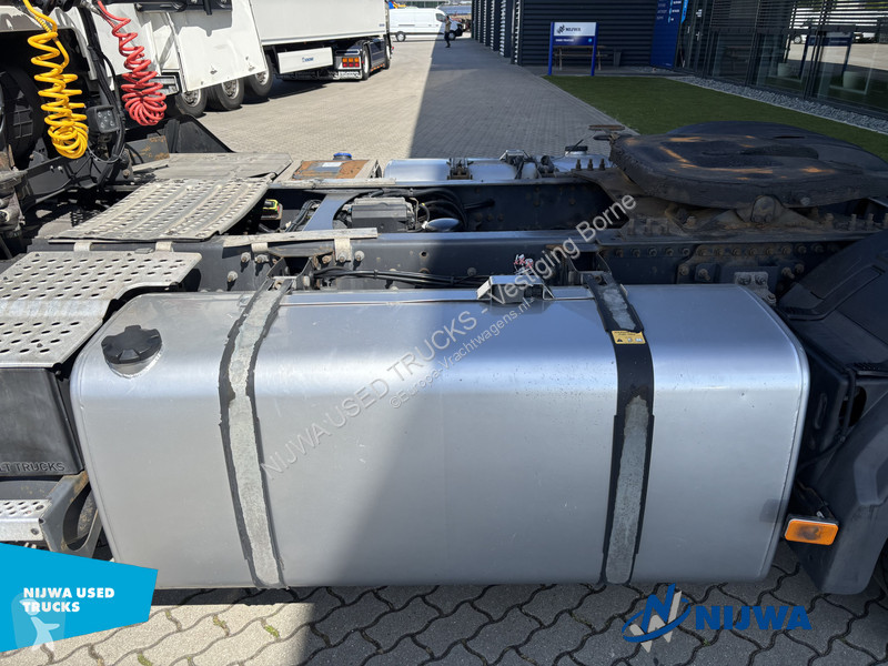 Traktor Renault T 430 4x2 Standkachel + Koelkast