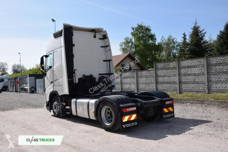 Tahač Volvo 500 Globetrotter XL
