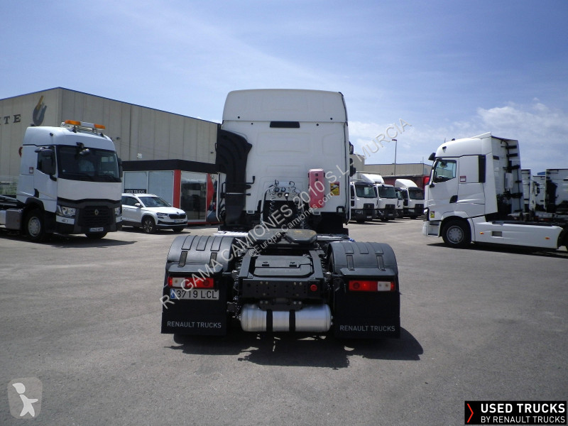 Traktor Renault