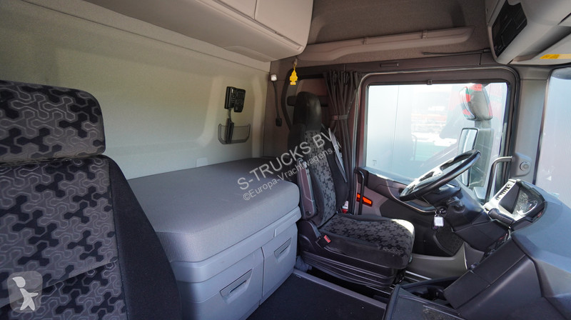 Traktor Scania R 410 NG ADR 831.000KM RETARDER