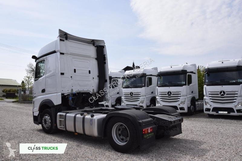 Traktor Mercedes 5 1845 BigSpace