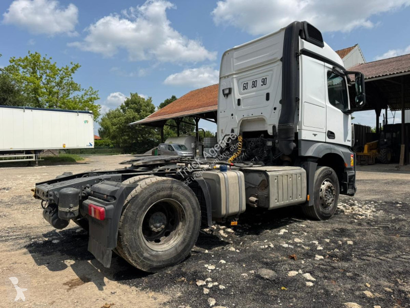 Traktor Mercedes