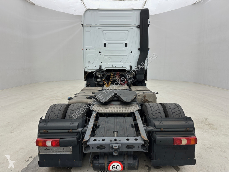 Traktor Mercedes 1842