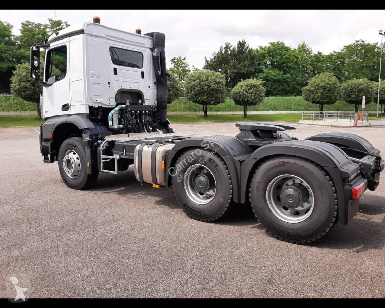 Tractor Mercedes AROCS TRATTORE