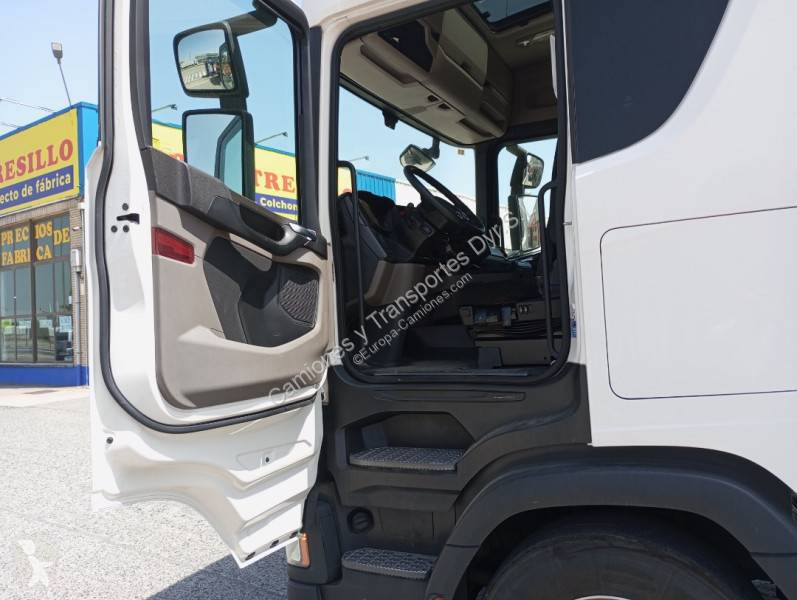 Cabeza tractora Scania