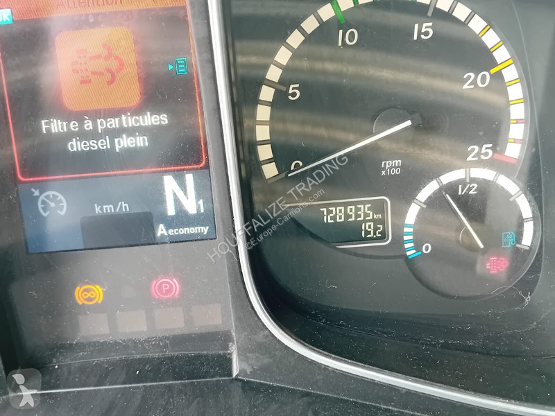 Trattore Stradale Mercedes 1848 - noise in engine