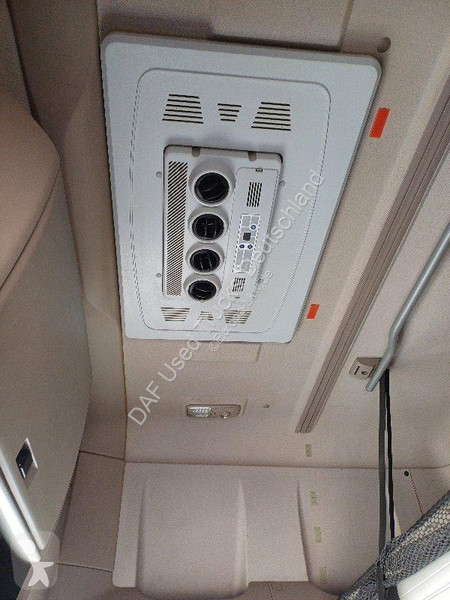 Traktor DAF 480 FT 4X2