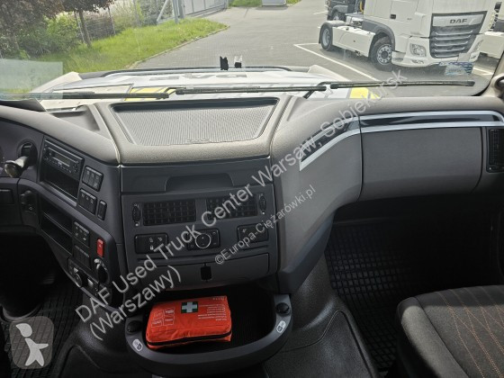 Tahač DAF 480 FT LOW DECK 4X2
