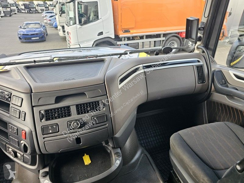 Traktor DAF 480 FT LOW DECK 4X2