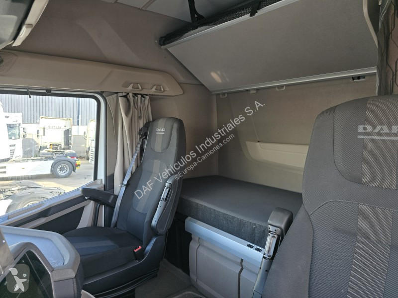 Traktor DAF 480 FT 4X2