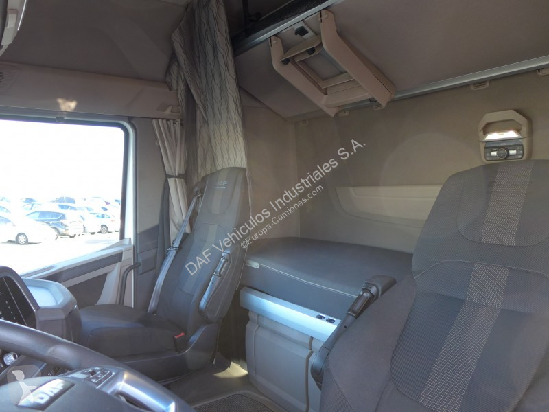 Traktor DAF 480 FT 4X2