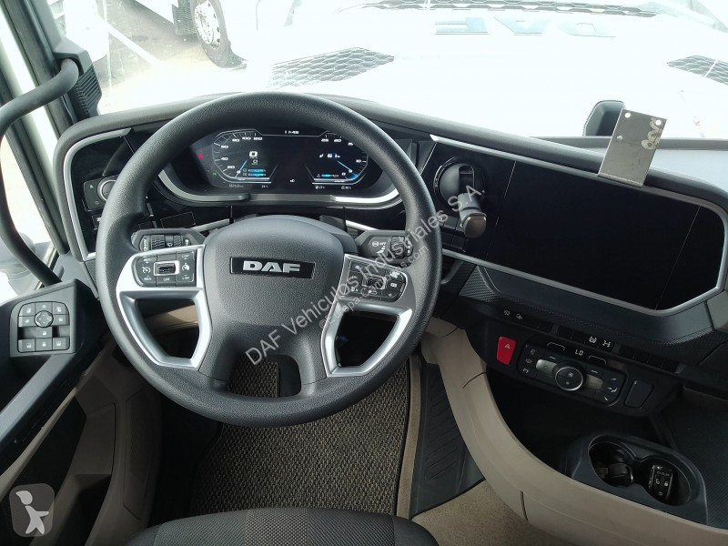 Trekker DAF 480 FT 4X2