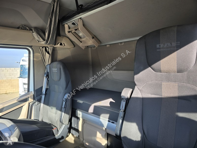Traktor DAF 480 FT 4X2