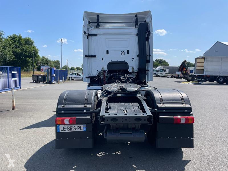 جرار Mercedes ACTROS 1848
