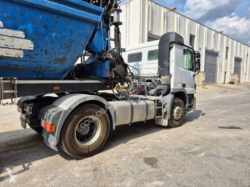 Traktor Mercedes