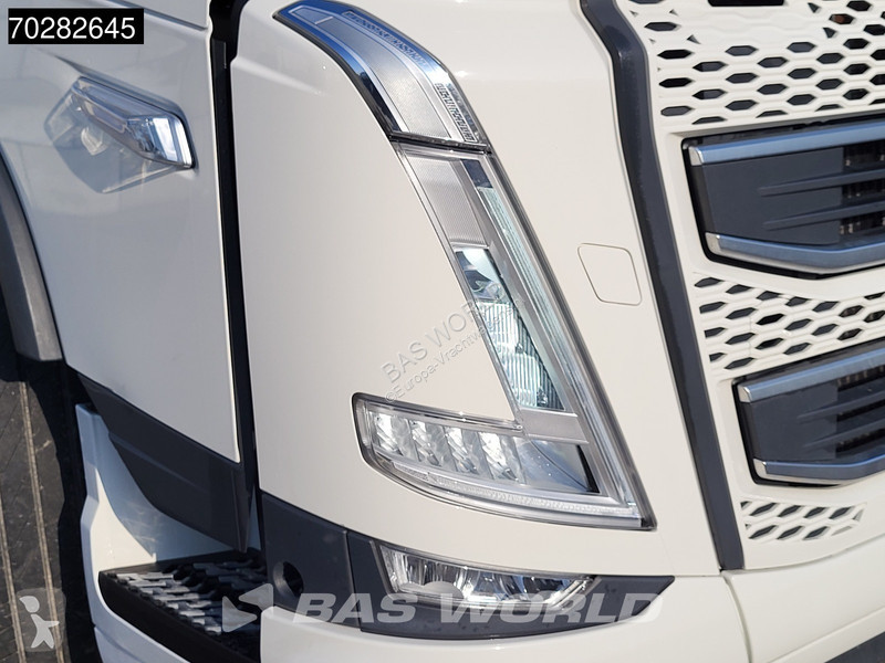 Traktor Volvo 500 4X2 XL VEB+ 2x Tanks...