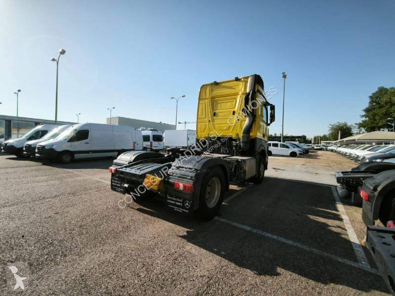 Traktor Mercedes