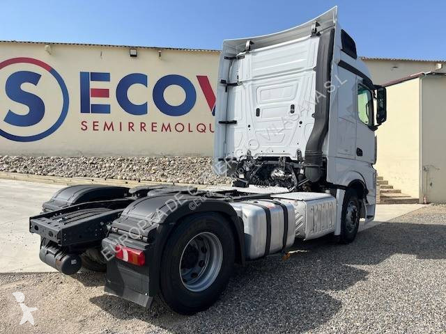 Traktor Mercedes