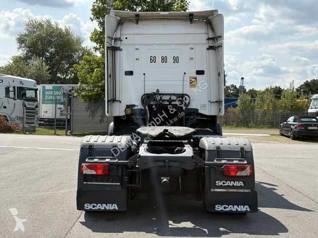 Traktor Scania...