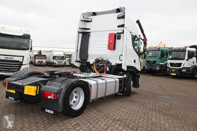 Traktor Iveco 420 + euro 6