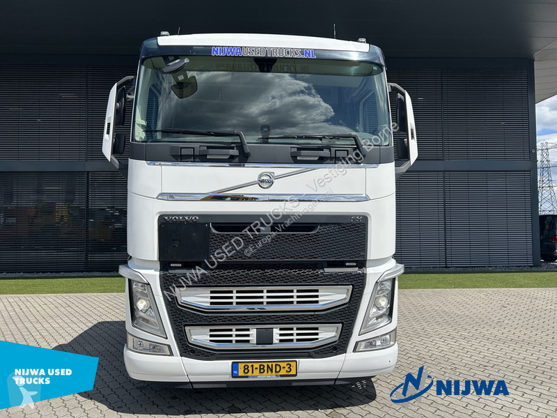Tahač Volvo FH  6x2 Valid ADR + ACC