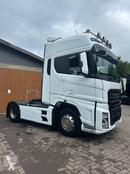 Traktor Ford