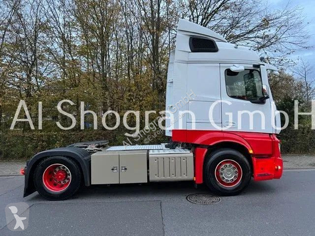 Traktor Mercedes 1842 StreamSpace 2,30 / Euro 6