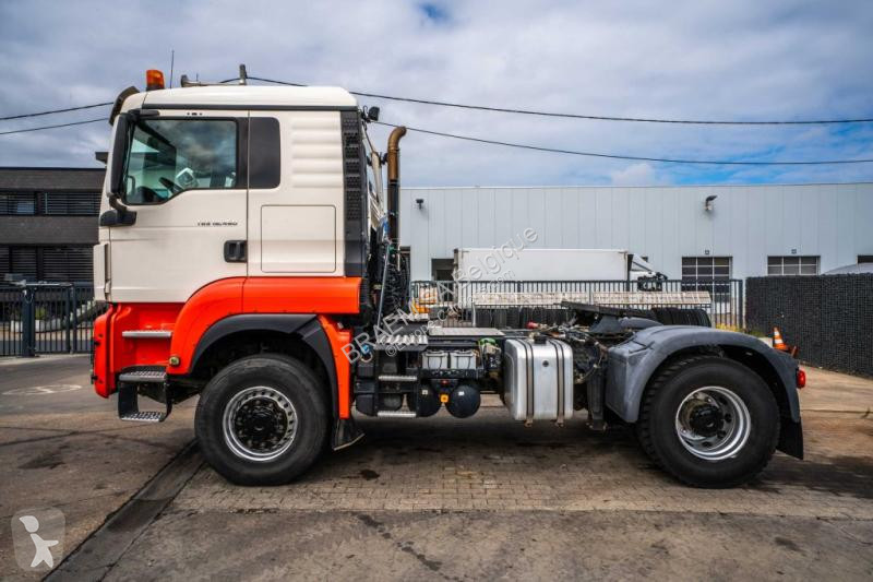 Traktor MAN 18.460 BLS 4X4 + kiphydr. (Cardan)