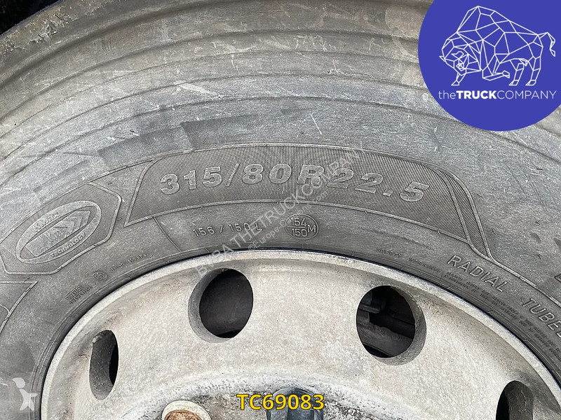 Traktor Scania 450