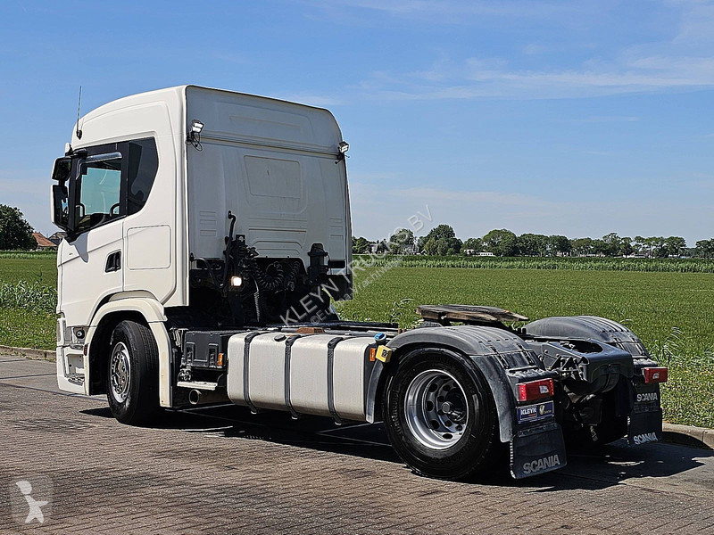 Tractor Scania 450