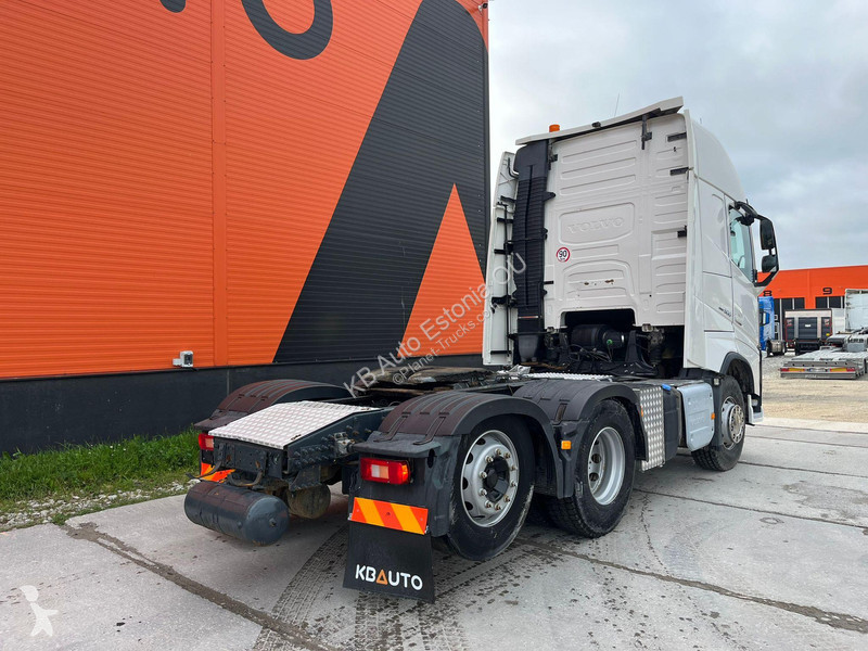 Tahač Volvo 500 6x2 GLOBE XL