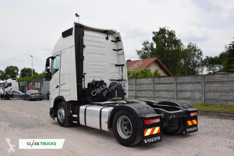 Traktor Volvo 500 Globetrotter XL