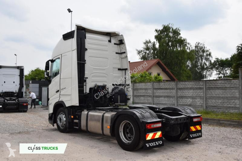 Traktor Volvo 500 Globetrotter XL